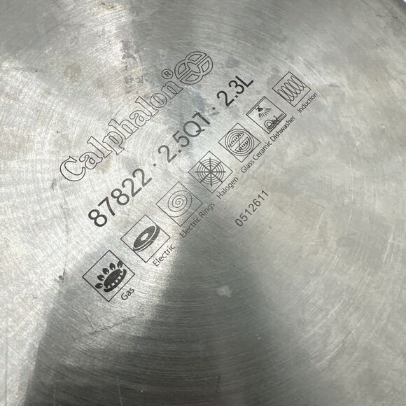 Calphalon 87822 2.5 QT 2.3 L Stainless Steel Long Handle Saucepan Pot With Lid - Picture 7 of 7